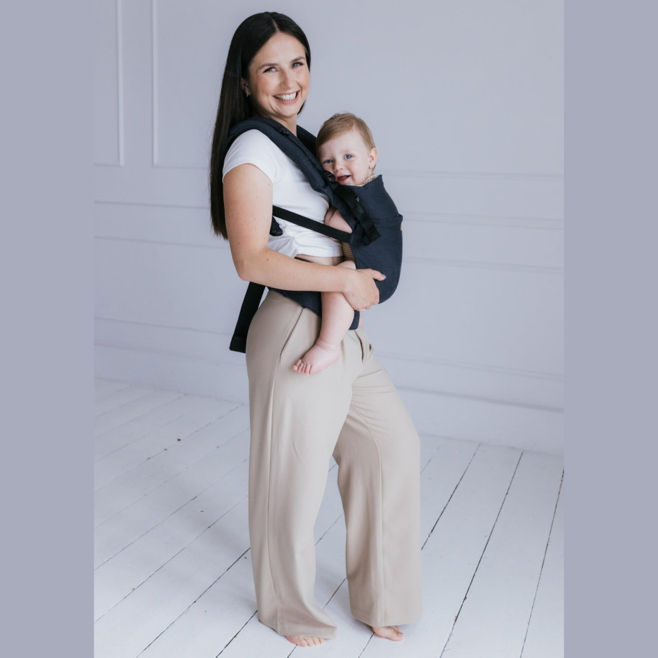 Babytrage BabyGrow, Anthracite – Seitenansicht