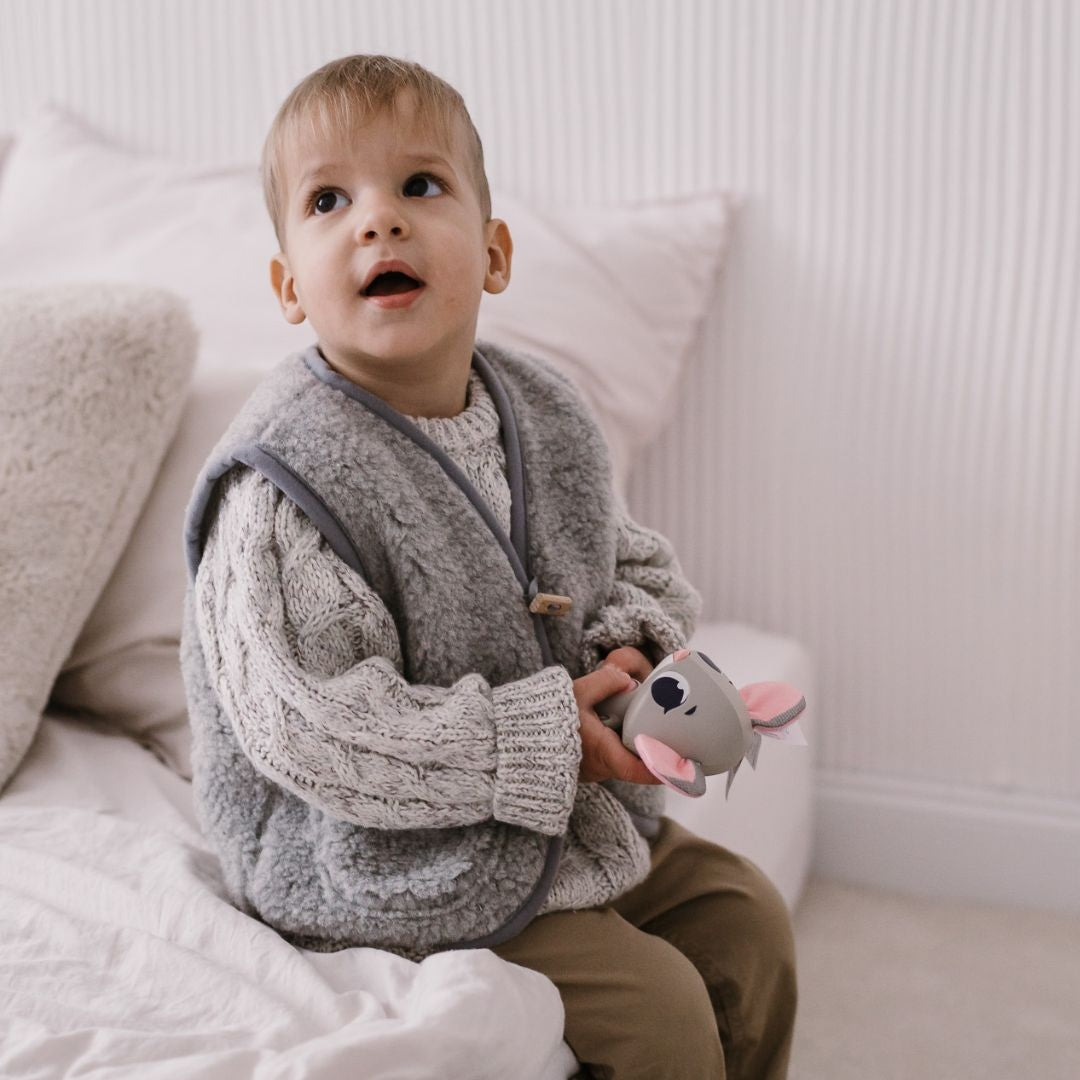Kinder-Wollweste Nevada, Grey – Detailansicht Wolle