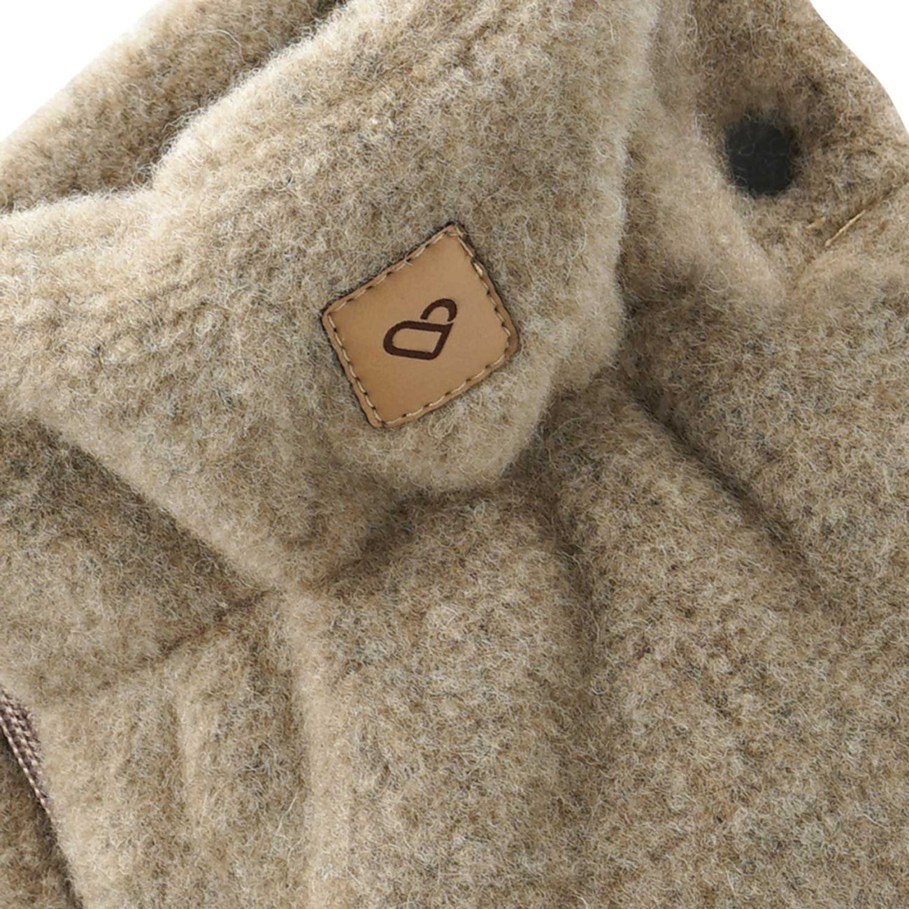 Handwärmer Sierra, Brown – Detailansicht Wolle