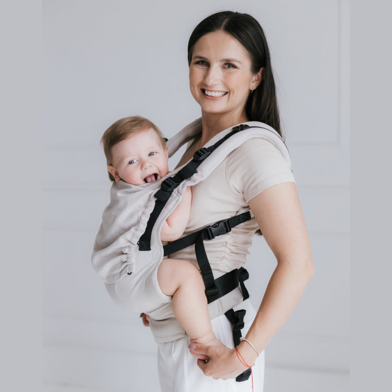 Babytrage BabyGrow, Beige – Vorderansicht