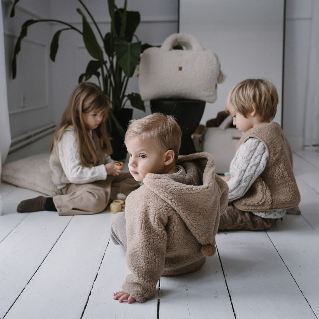 Kinder-Wolljacke Meri Nevada, Brown – Detailansicht Wolle